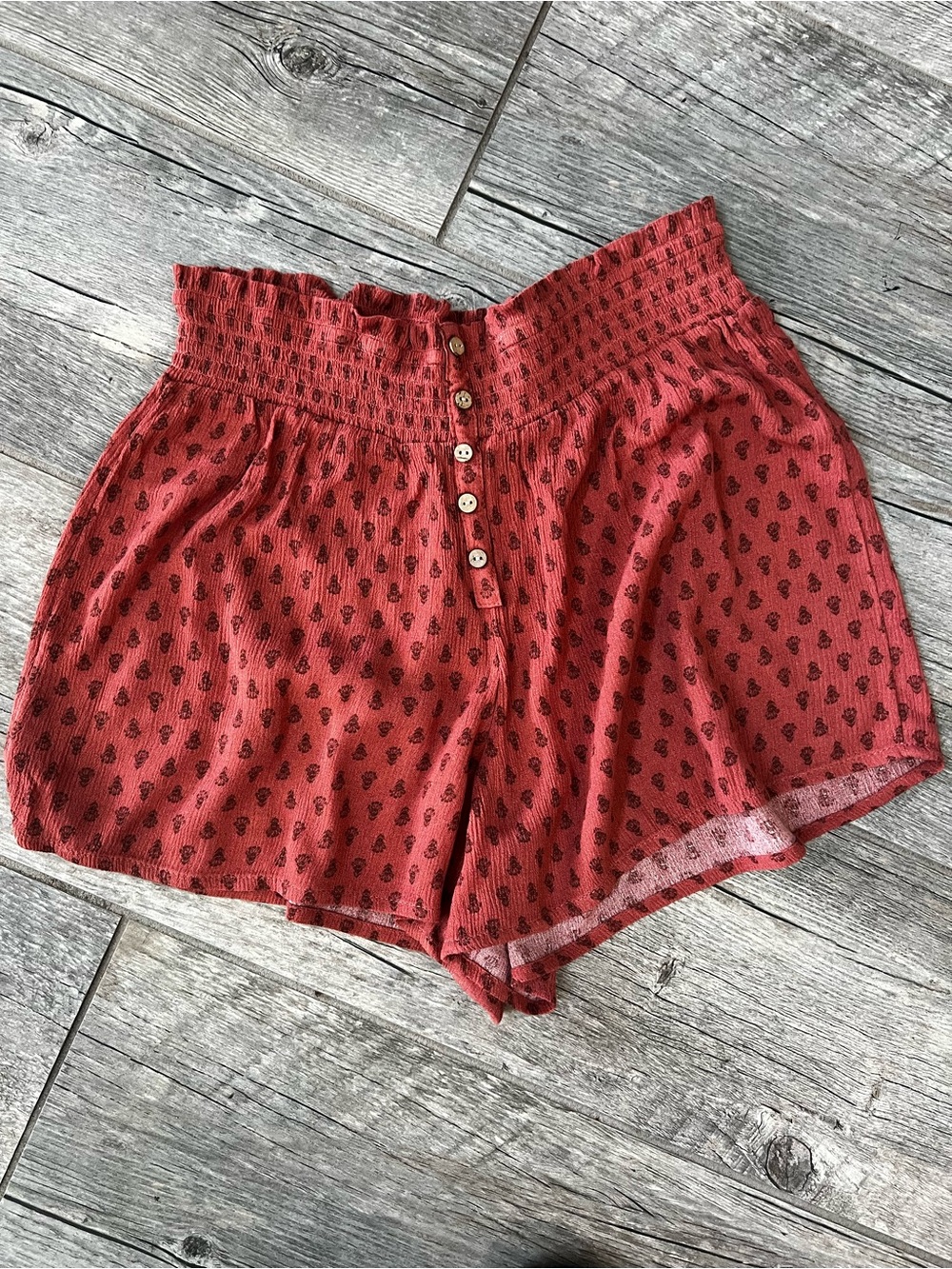 SO Rust Red Smocked High-Waist Button-Front Shorts